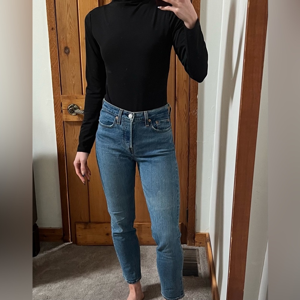 Levi’s Wedgie Medium Wash Jeans